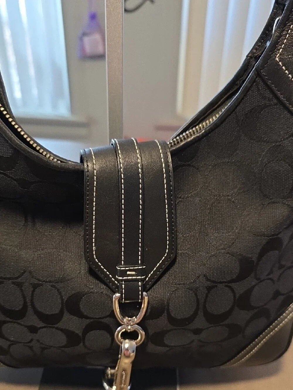 Coach Hamilton Signature Canvas Hobo Shoulder Bag - Picture 3 of 10